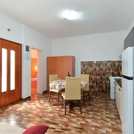 Fuer 3 Personen Ca 35 Qm In Fazana, Istrien Istrische Riviera * Fazana