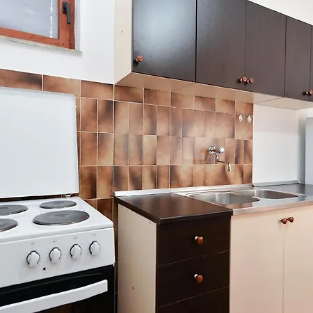 Apartament Fuer 3 Personen Ca 35 Qm In Fazana, Istrien Istrische Riviera *